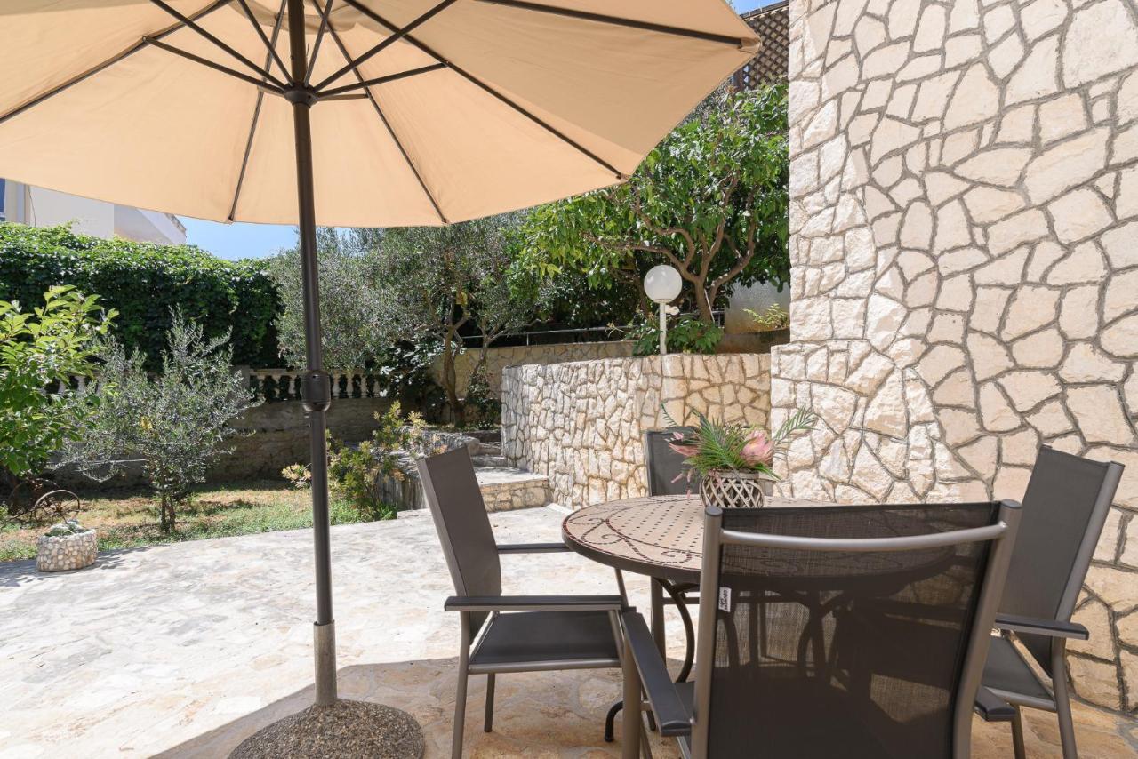 Apartmani Suki Trogir Kültér fotó