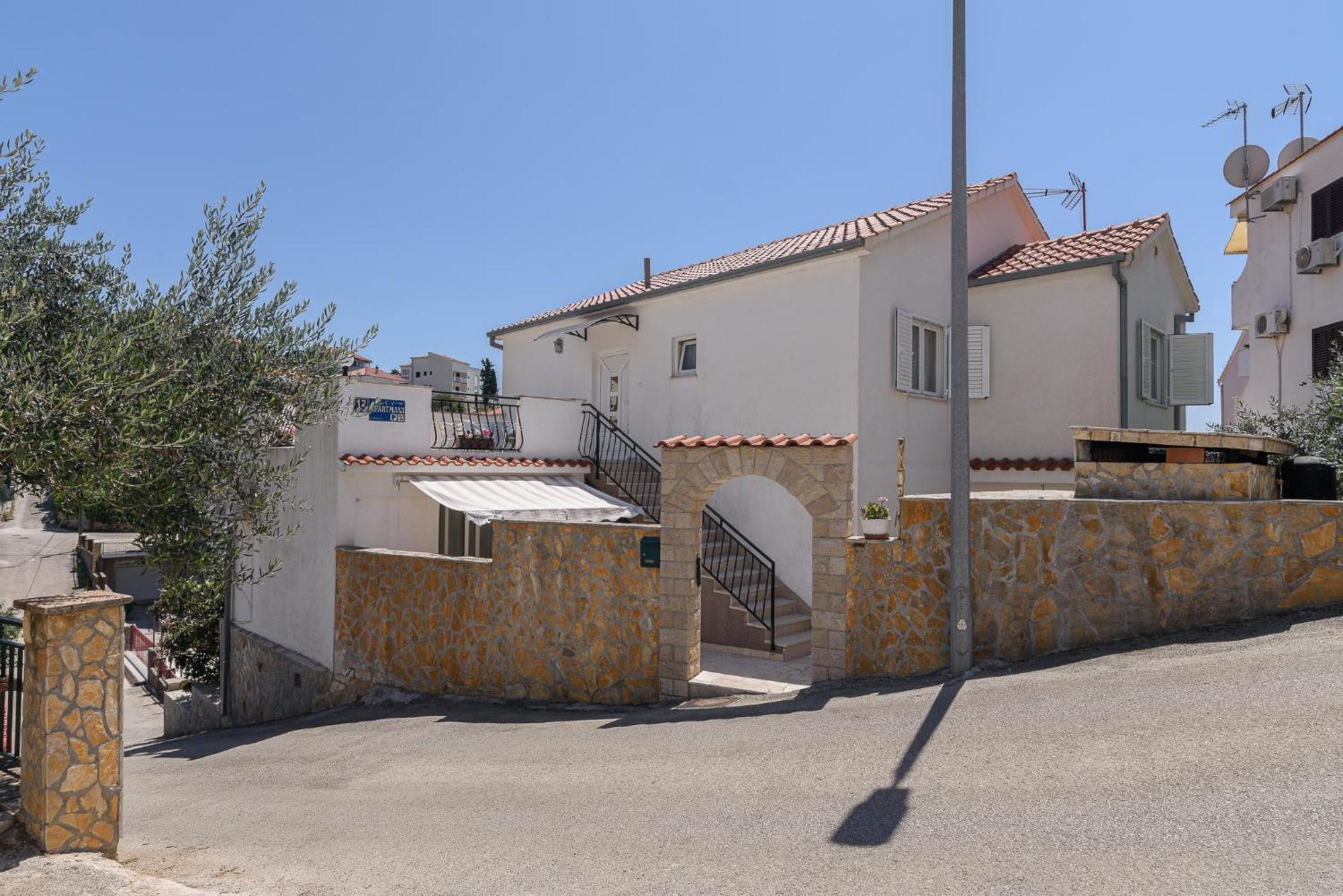 Apartmani Suki Trogir Kültér fotó
